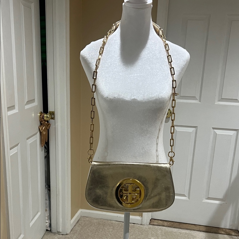 Gold Chain Shoulder Bag